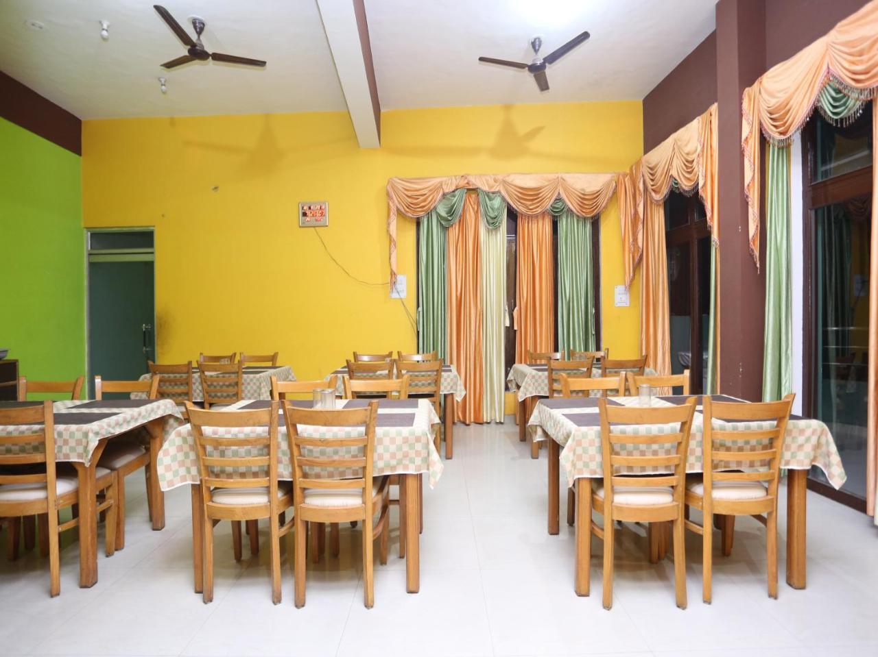 Hotel Sunita Almora Exteriér fotografie